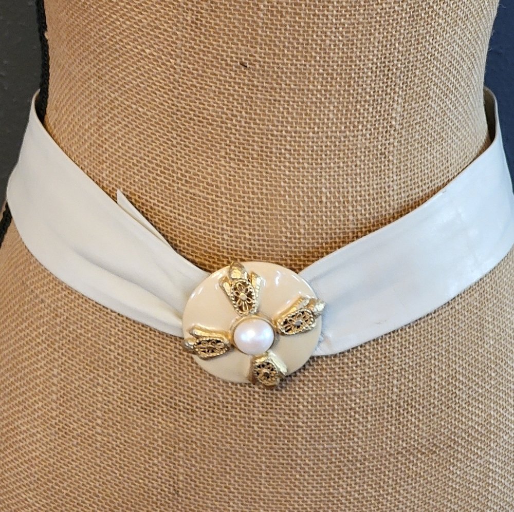 Unbranded 80s Ivory Leather Belt With Goldtone And Pearl Cross Buckle